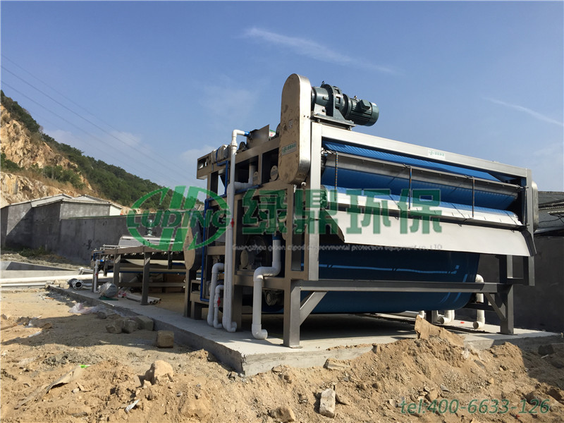 汕頭澄海帶式壓濾機處理建筑污泥案例 4 汕頭澄海帶式壓濾機處理建筑污泥案例 4