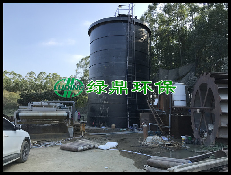 福建洗沙泥漿帶式壓濾機(jī)安裝現(xiàn)場 3