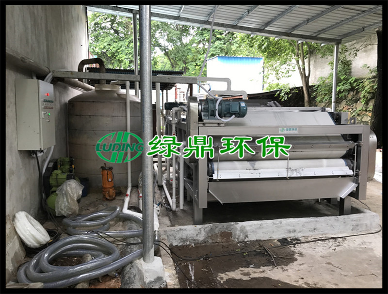 江門印染廠采購一臺印染污泥帶式壓濾機解決污泥問題 1
